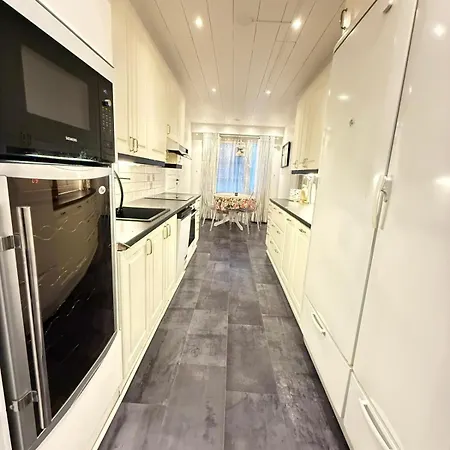 Vila Luxe Family 3Br Private House In Espoo With Sauna, Seasonal Jacuzzi & Free Parking - 30 Min From Central Helsinki